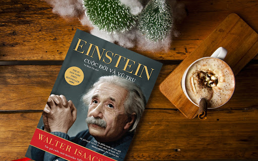 Review sách Einstein – Cuộc Đời Và Vũ Trụ