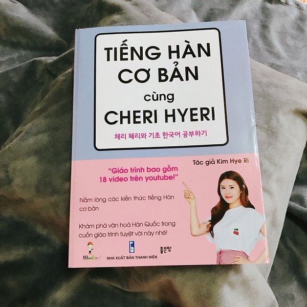 Review sách Tiếng Hàn Cơ Bản Cùng Cheri Hyeri