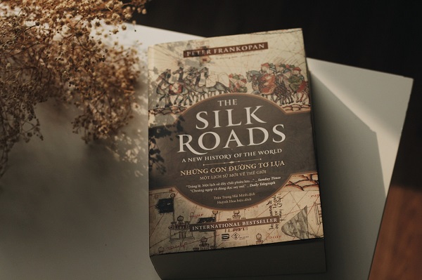 Review sách Những Con Đường Tơ Lụa - The Silk Roads