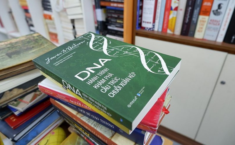 Review sách DNA - Hành Trình Khám Phá Cấu Trúc Chuỗi Xoắn Kép